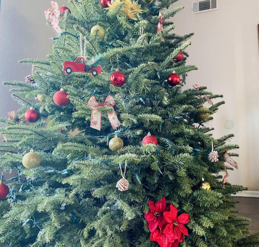 Behind the Scenes: Christmas Tree Decorating