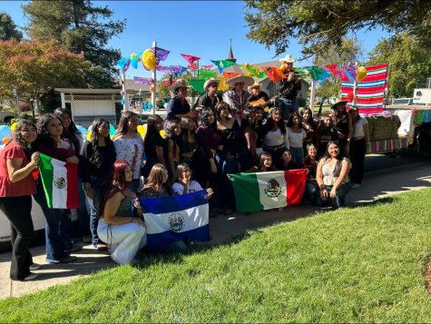 Showcasing Latin Culture: Estudiantes Unidos